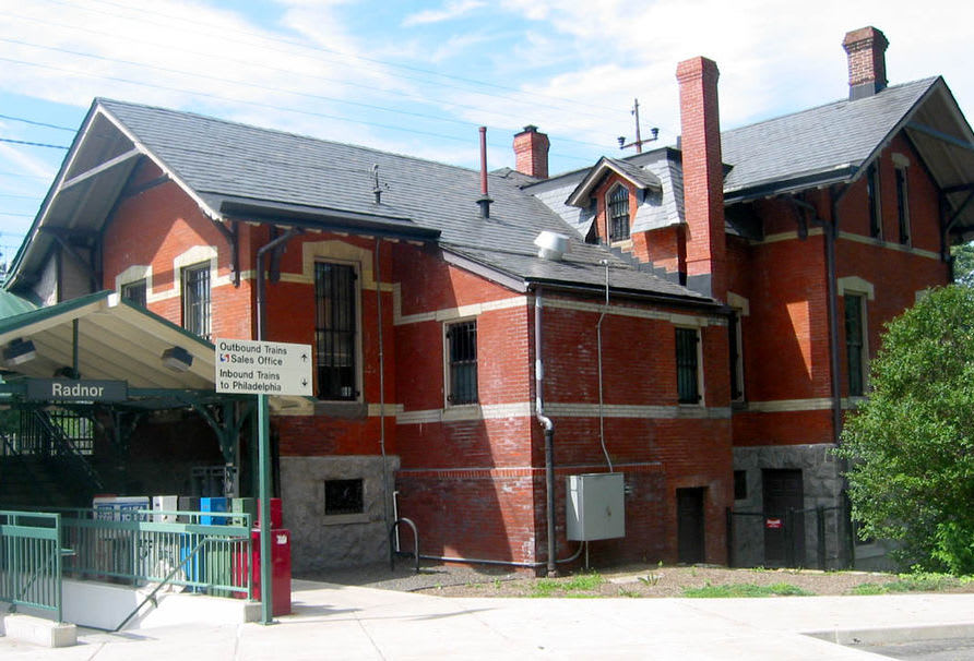 inception-app-prod/YjgzOWUzMWItOWZjNS00NmIxLTljNmYtNmJjMjNlMDY2MTQ2/content/2016/12/Radnor_Station_Pennsylvania-2.jpg