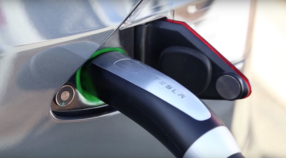 Where can i charge my tesla for outlet free