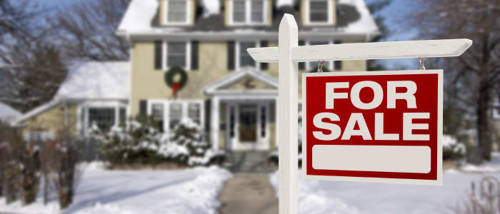 Benefits of Selling Your Home In The Holiday Season inception-app-prod/YjliYjUyNDAtNGYzOS00YjFhLWEyMTEtNWY3M2E3MTUwZTEx/content/2016/11/Winter-House-Sale-700x300.jpg