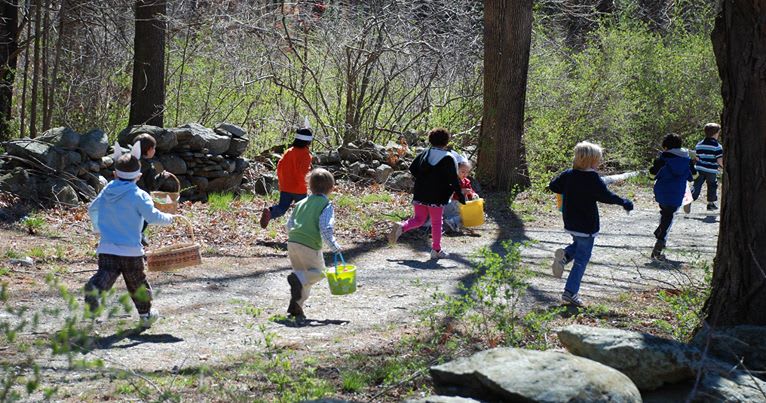 Bolton Easter Party & Parade inception-app-prod/YjliYjUyNDAtNGYzOS00YjFhLWEyMTEtNWY3M2E3MTUwZTEx/content/2017/04/17218517_727006030803932_1056573511966704039_o.jpg