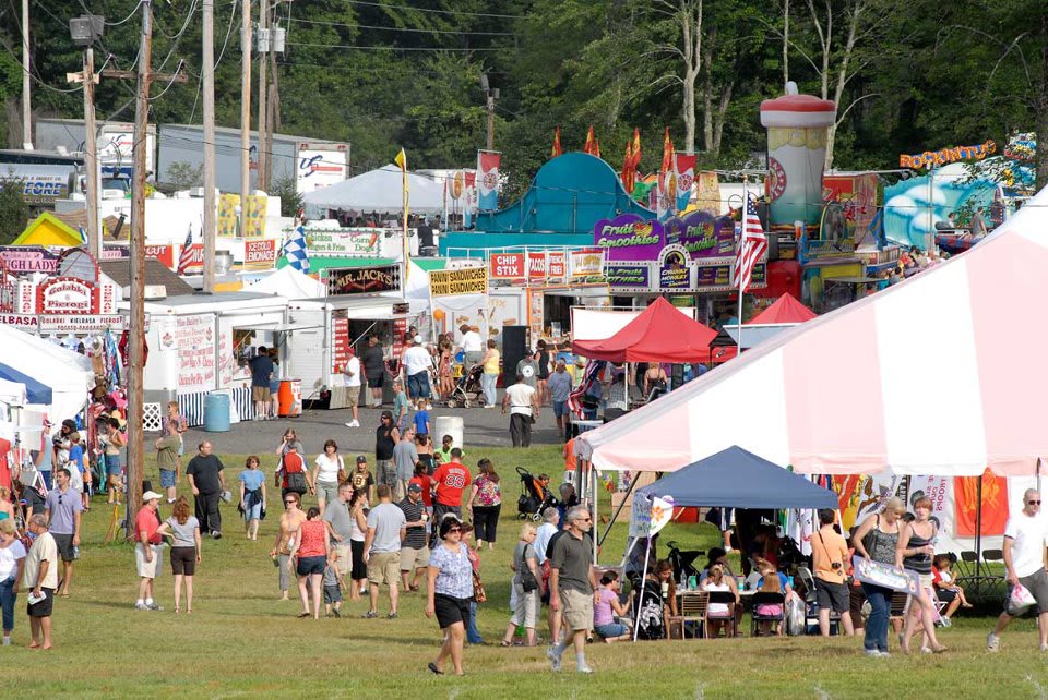 The 135th Annual Bolton Fair! inception-app-prod/YjliYjUyNDAtNGYzOS00YjFhLWEyMTEtNWY3M2E3MTUwZTEx/content/2017/08/536629_10150921848759303_964537568_n.jpg