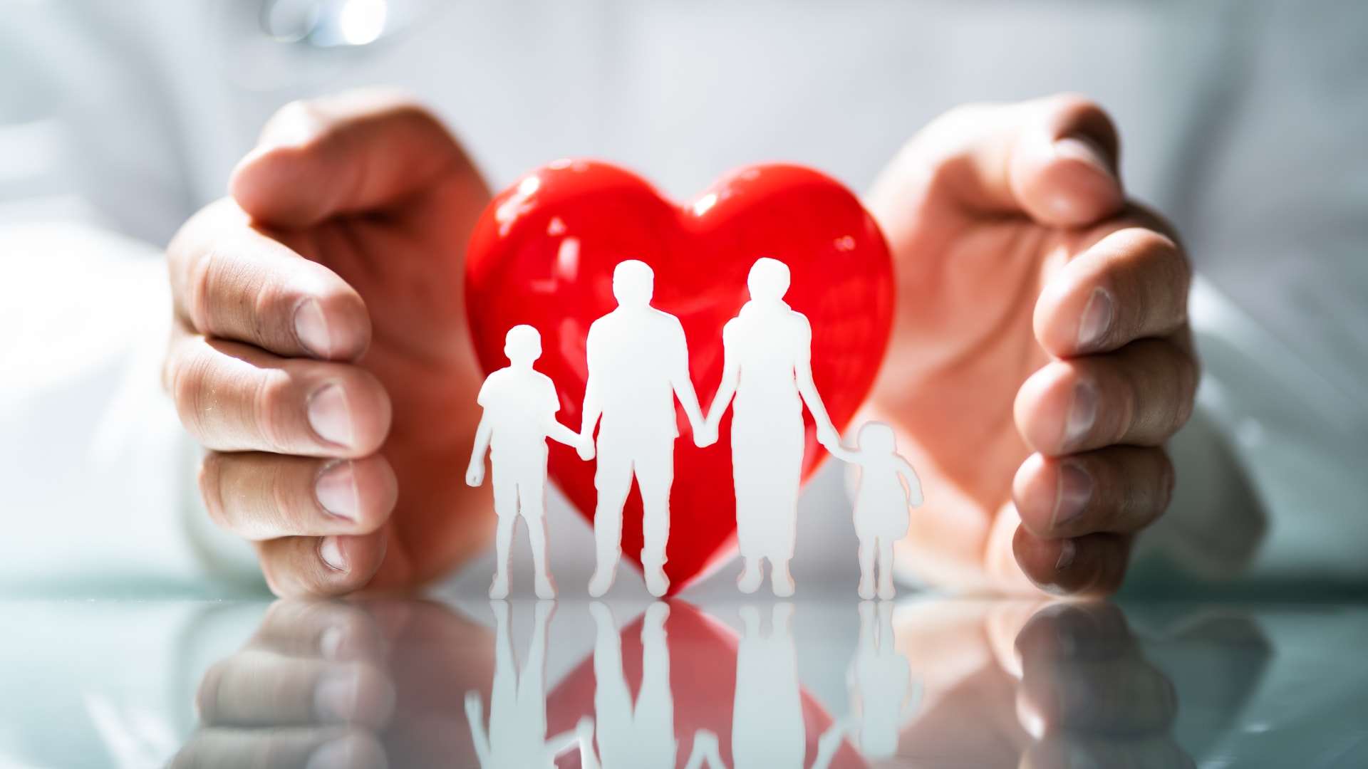 Steps to Take After the Los Angeles Wildfires inception-app-prod/YjlkNjlmNmMtOWVmMi00MTQyLTk0NTUtNWQ2M2E4YzcwNGM1/content/2025/01/f350507096eeb4e1eefe073d244c4d73403f9c2f.png