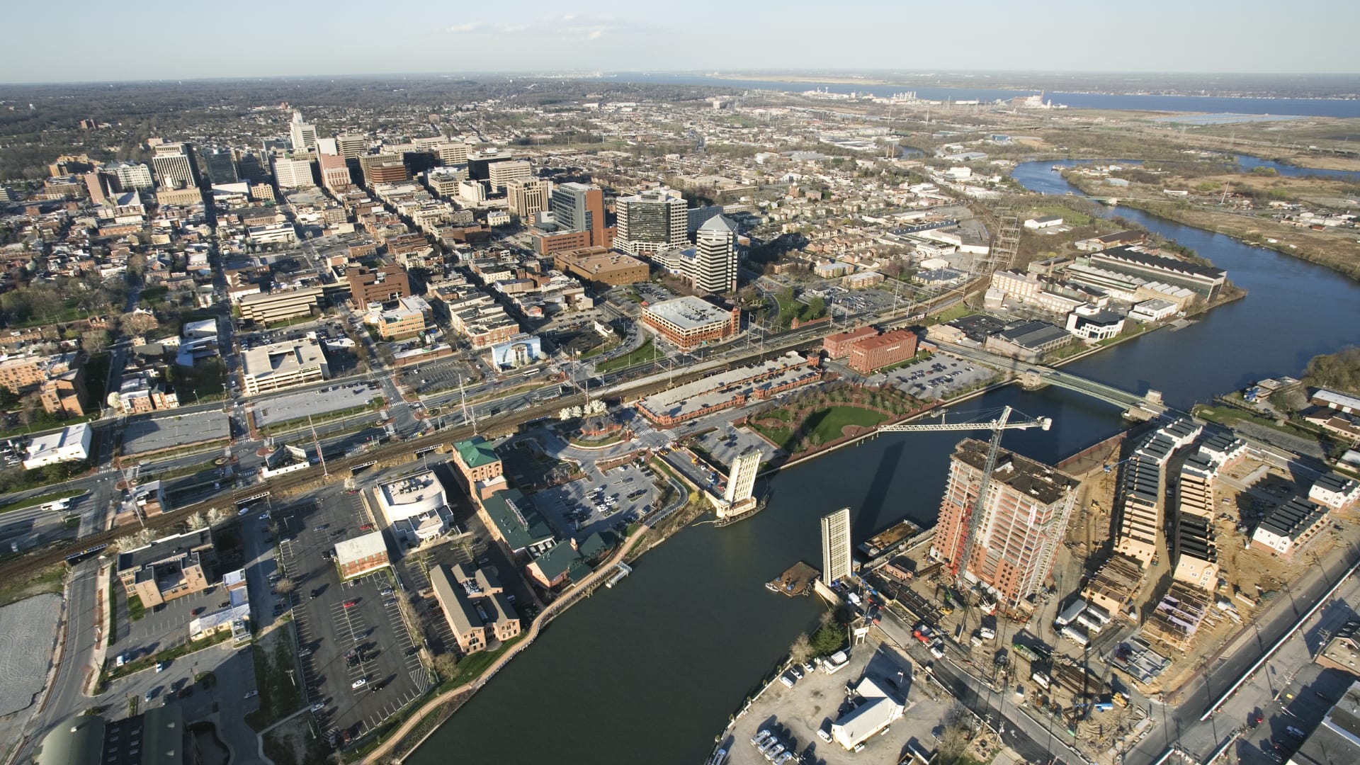 Catonsville inception-app-prod/YmE0NGQ3YWUtNDU2NC00M2RmLTg0ZmEtNDBjMmZmNDExZGE2/content/2025/02/b0de631c707ab5926fd3b62f1c9171ad8334bfd7.png