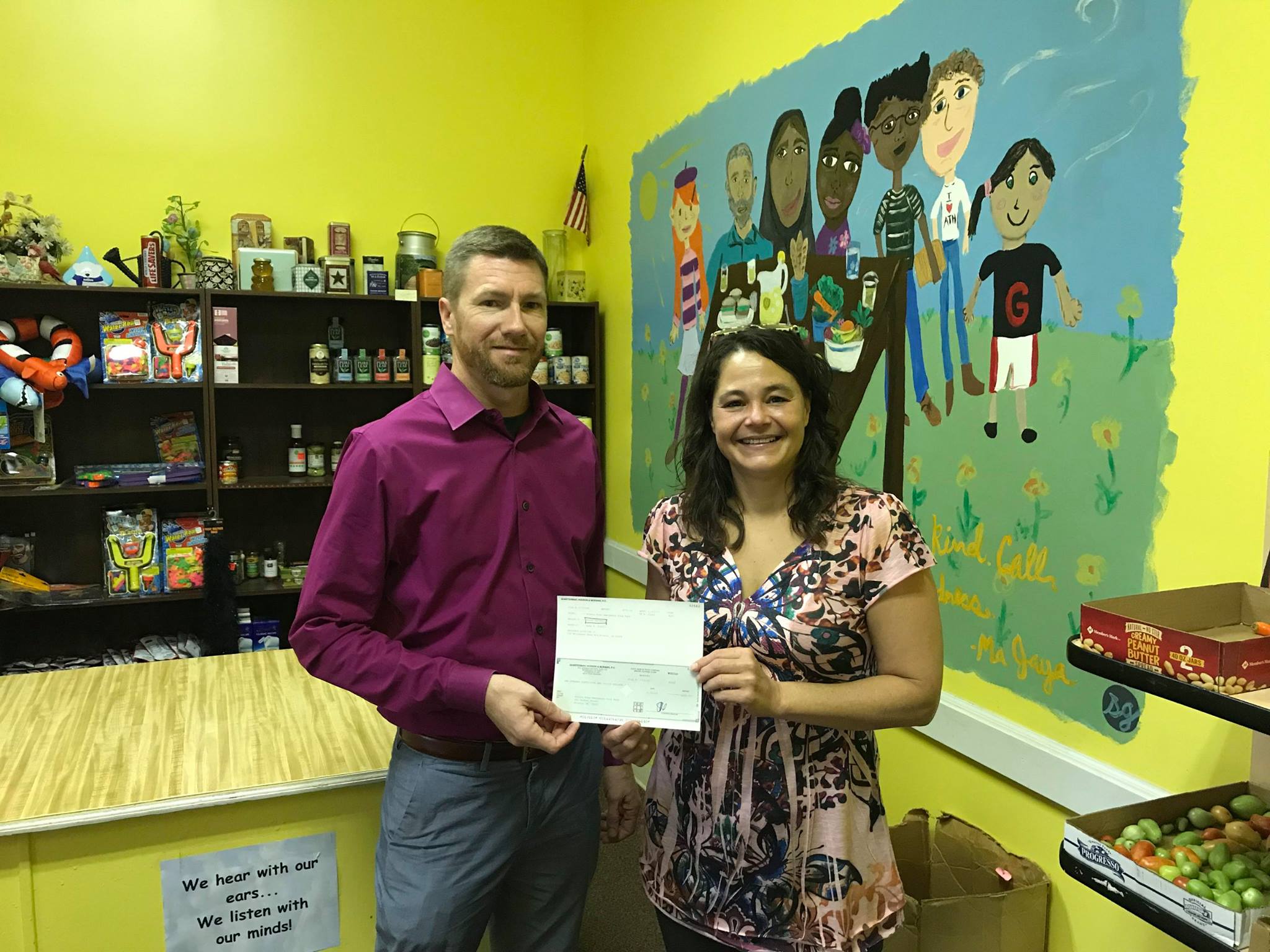 inception-app-prod/YmNiYjc4YjctMjU1OC00YWJhLThmOTYtZDA1N2ZmODcyMzkx/content/2017/12/Jared Food Bank-2.jpg