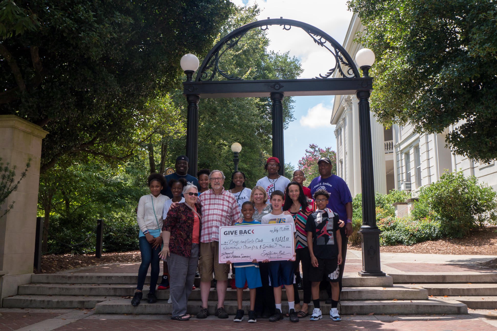 inception-app-prod/YmNiYjc4YjctMjU1OC00YWJhLThmOTYtZDA1N2ZmODcyMzkx/content/2018/11/September Boys and Girls Club Swansons.jpg