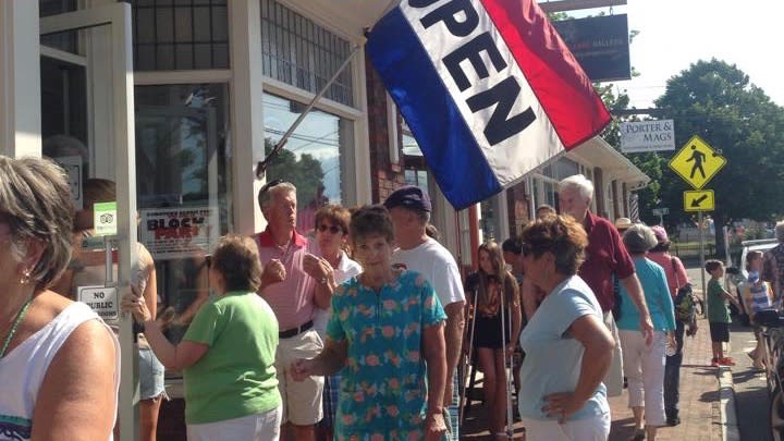 inception-app-prod/YzAyNzkwNmQtNzkwZC00Y2UwLWFiZjYtZTc4OGU1YjRlMDll/content/2018/03/Dennis Port 5.jpg