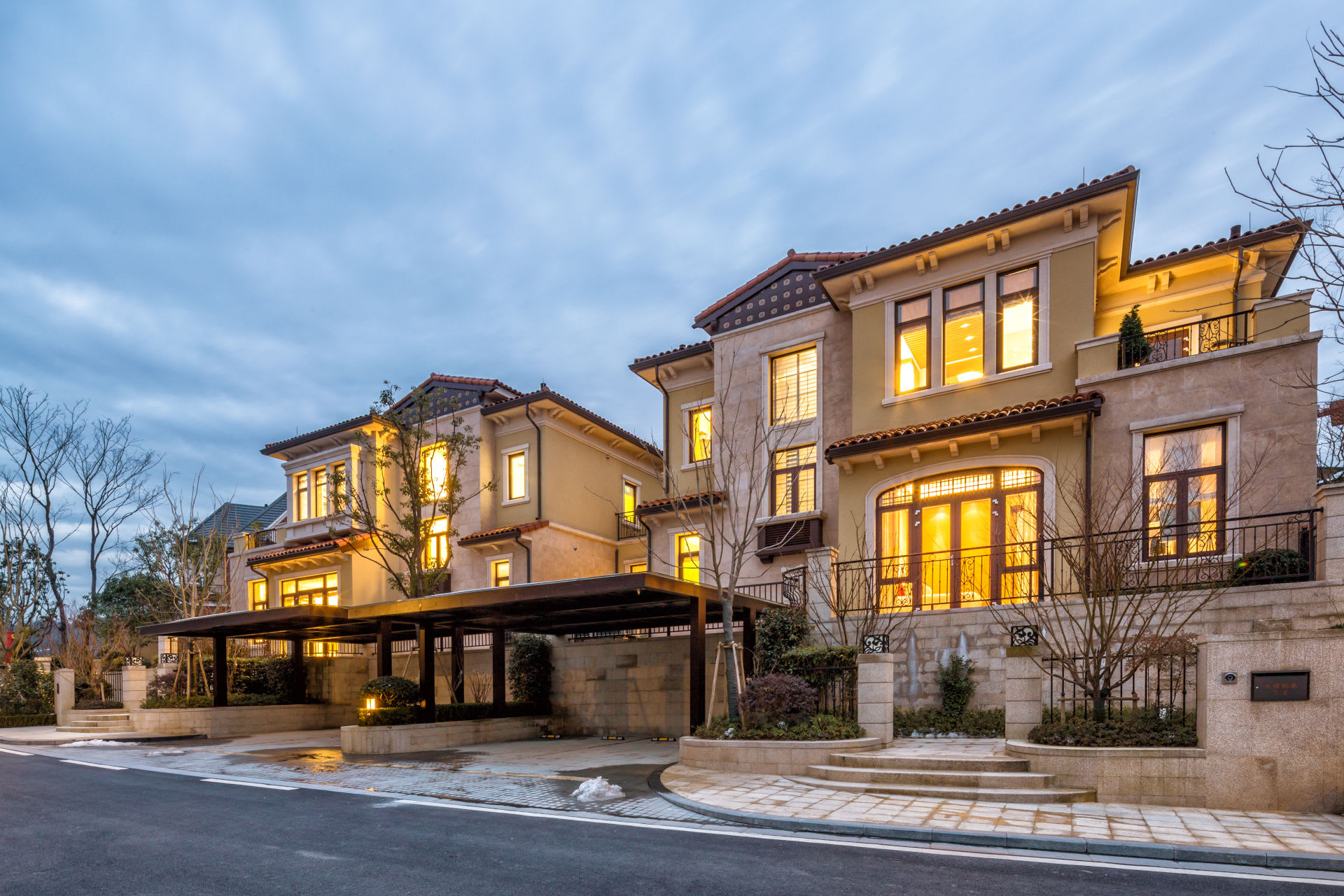 Spanish Trails inception-app-prod/YzAzZjdkNDgtM2MyYy00MWU1LTgxNWQtZGViNGU1MzNjODA3/content/2022/03/dcf0c768ea229e7c9778dcfa21c6a6a9067baecb.jpg