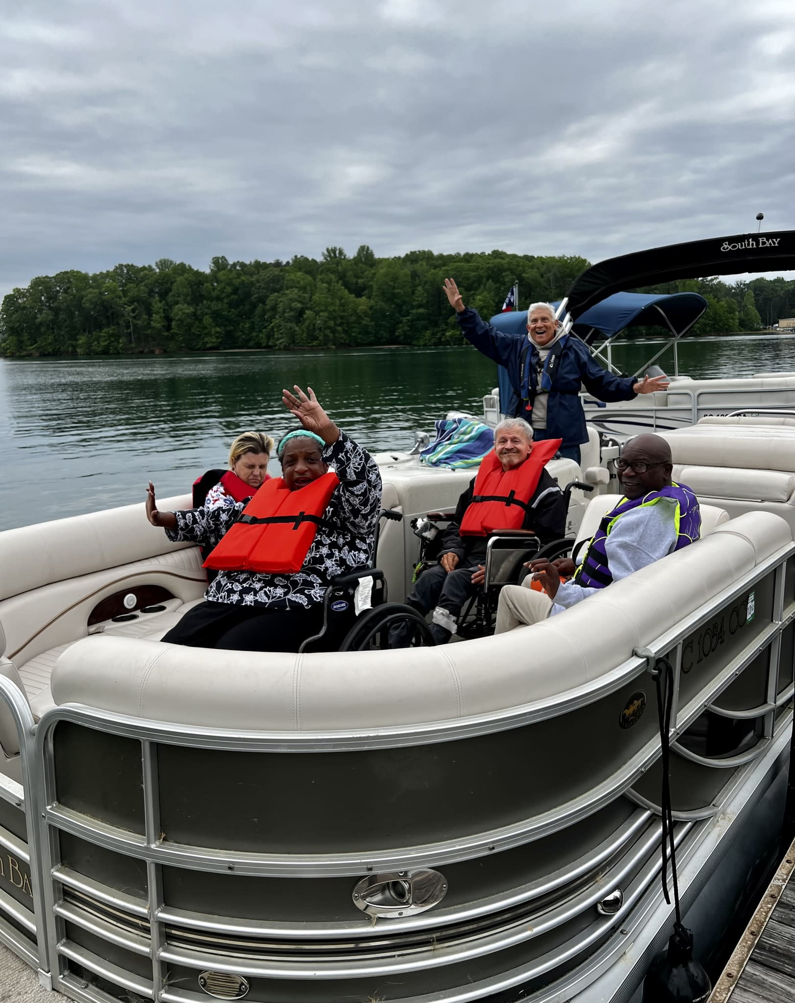 Navigating the Lake Safely this Summer inception-app-prod/YzVlMzA4NGMtNDc3MS00MTU4LWI4MGMtOTVhN2M1ZTExNDk4/content/2023/05/dac58b6f7d973ba1bbdd47bc3da10dec69928a03.jpg