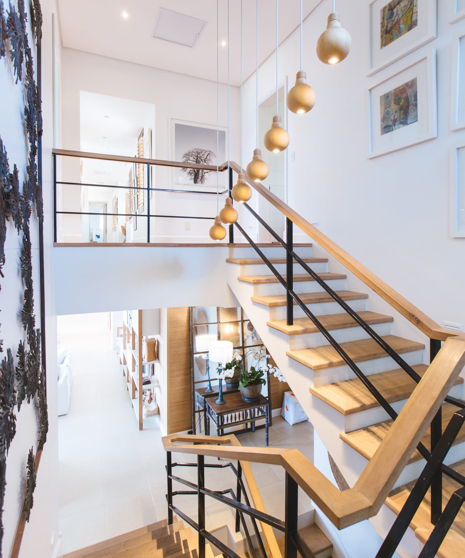 Buying a house inception-app-prod/Yzc1ZjNhMDYtOTgzMi00YmI2LTgwMDQtNzY2YzE2OTg5Nzhl/content/2021/01/jason-briscoe-uv81e0oxxwq-unsplash.jpg