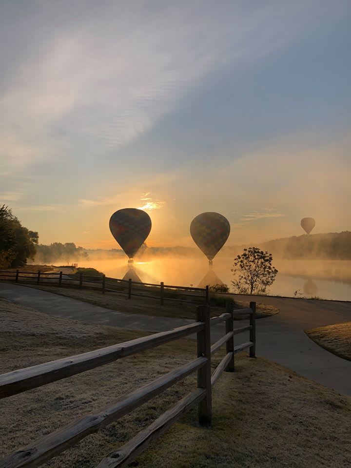 inception-app-prod/YzgxMGNhNWQtMmI1ZS00MmNlLWIzMzMtZGFkMWNhNDk4ODBm/content/2019/12/hot-air-balloons.jpg