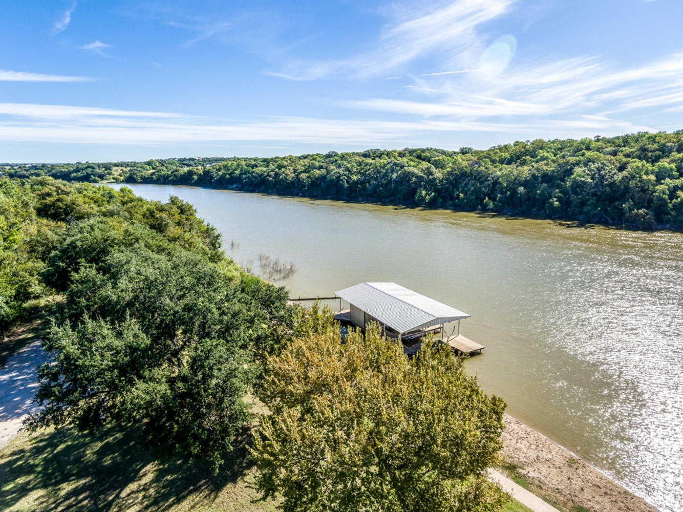 inception-app-prod/ZDI1YjFmYzUtNmM5Ny00YWY3LWFkMjItZGMzZWQzMDIzZDVi/content/2016/10/8131 Tin Top Hwy Weatherford-large-030-15-8131 Tin Top Highway 30 of 86-1138x853-72dpi.jpg