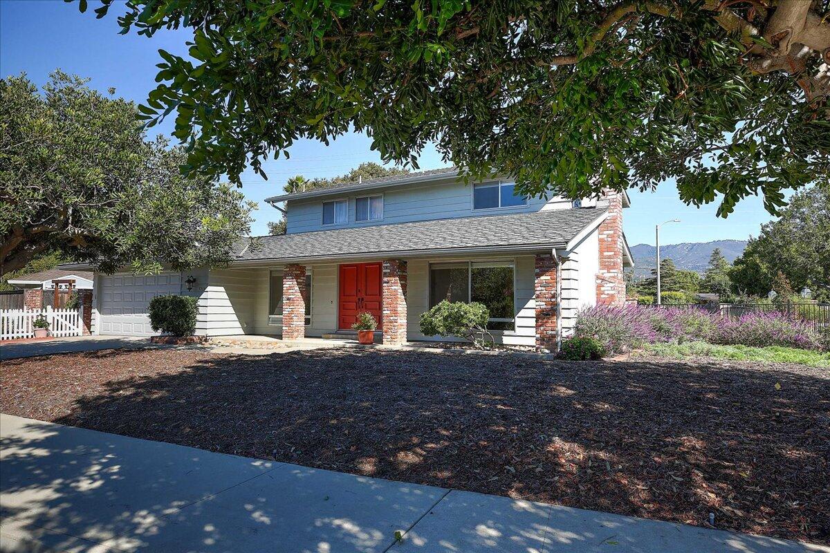 For Sale: 5710 Stow Canyon Road inception-app-prod/ZDI2NmFkNGQtMzNiNi00NTM3LTk5NjAtM2E0OWM3MWVjYmU4/content/2025/10/5012fec40ea763deea59db8ee21ad817d797e376.jpg