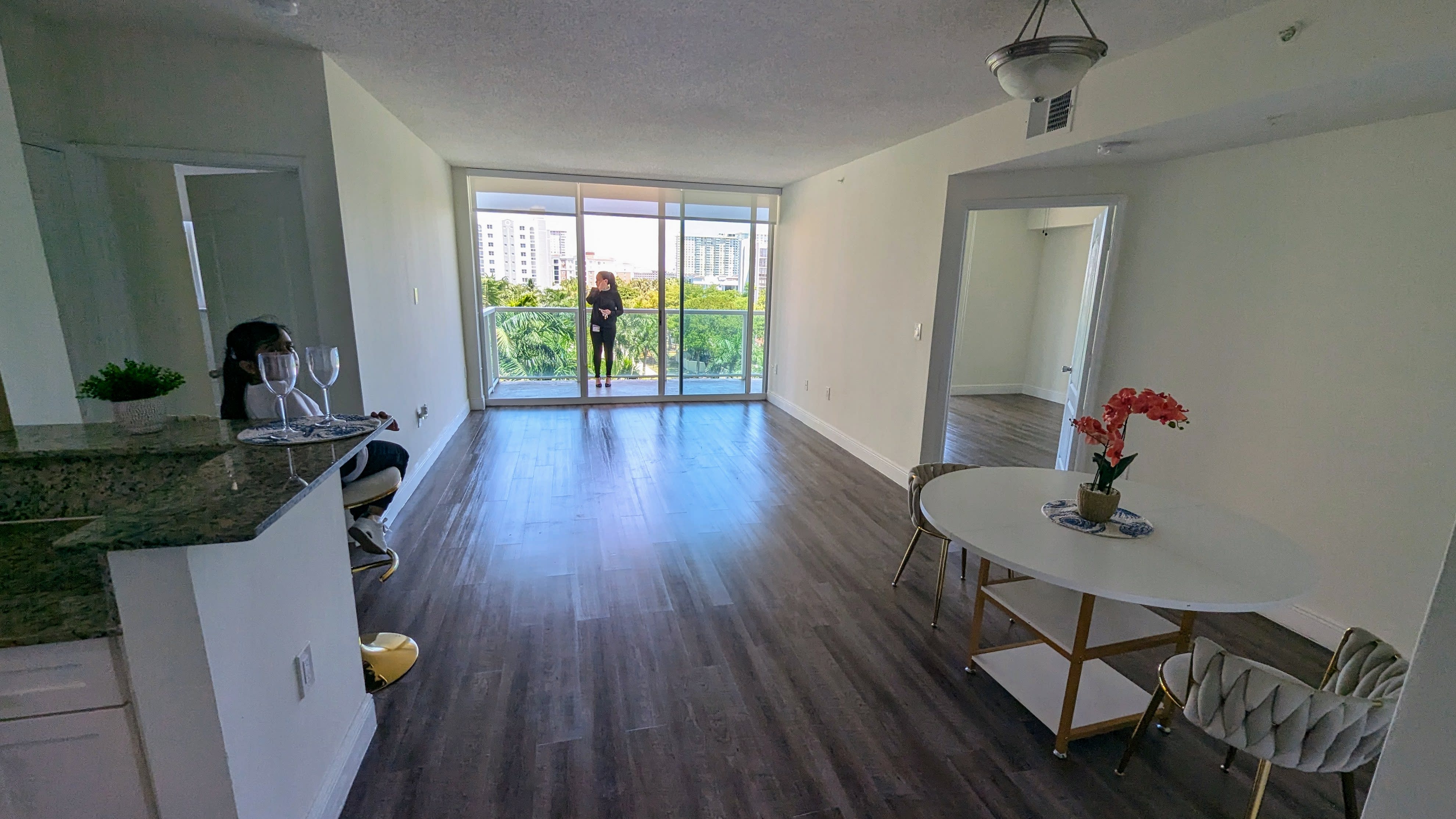 Sunny Isles Beach FOR RENT (786) 505 4007 inception-app-prod/ZDI3ZDE3MjktNDM4Zi00YWViLTljMDMtNjlkYmUwZDRmZDE2/content/2024/04/4096f981033a8a238c8f9cb8b5e8eebe7ebb1a2a.jpg