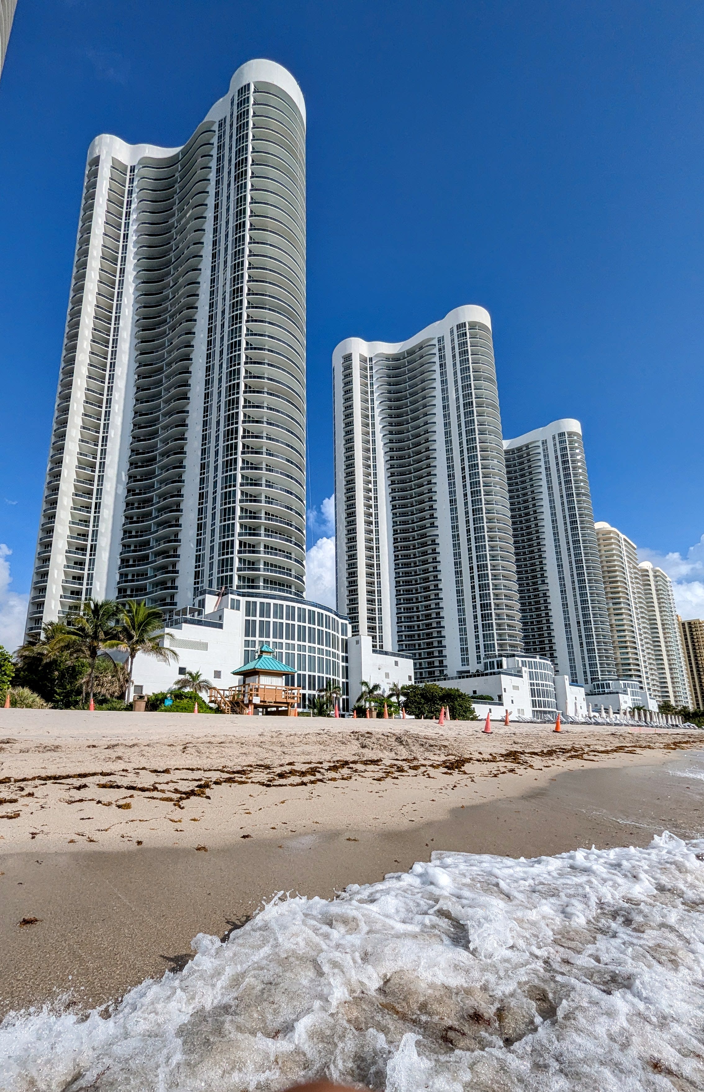 Trump Tower II Sunny Isles | Strategy. Experience. Results.™ inception-app-prod/ZDI3ZDE3MjktNDM4Zi00YWViLTljMDMtNjlkYmUwZDRmZDE2/content/2026/08/1a958d7e9d44c7263dae3f4f63d52ff09e6df4c9.jpg