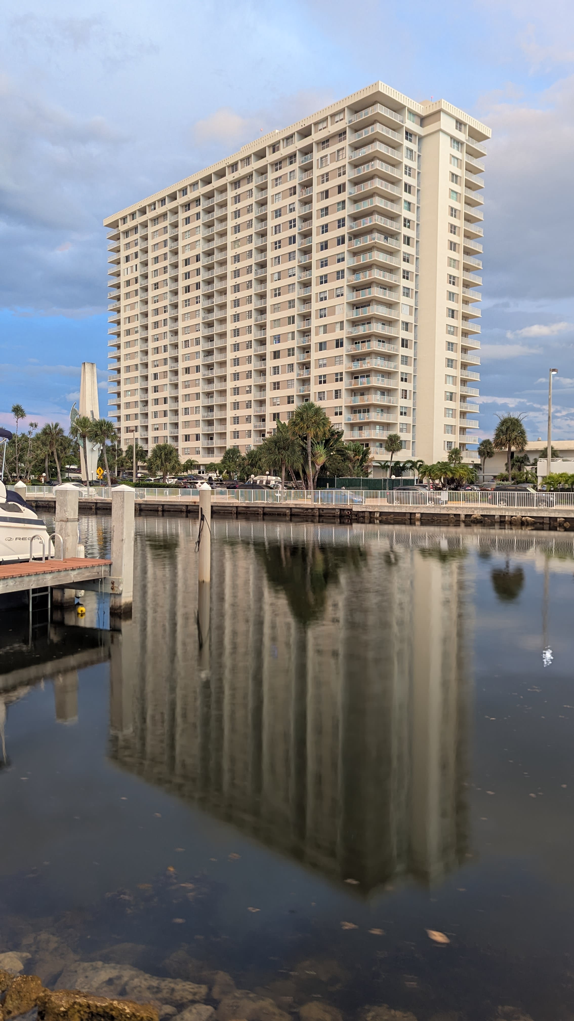 Spacious private island condo hits Sunny Isles Beach market, accepts cryptocurrency. inception-app-prod/ZDI3ZDE3MjktNDM4Zi00YWViLTljMDMtNjlkYmUwZDRmZDE2/content/2026/09/1ce741f6657cc8d67de52e180bd52610e3127e1a.jpg