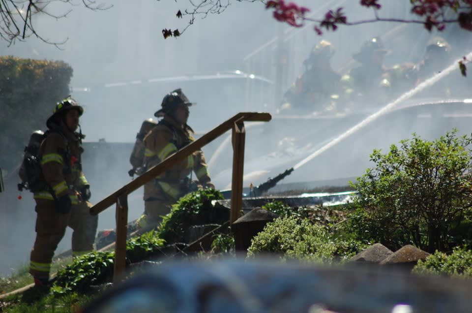 2 Homes Catch Fire in Rutherford, NJ inception-app-prod/ZDIxNzdkNDktYjgwZi00ZTExLTk2NWMtYmIyODc1NjM1OWJj/content/2016/04/-06341353d7110bd8.jpg