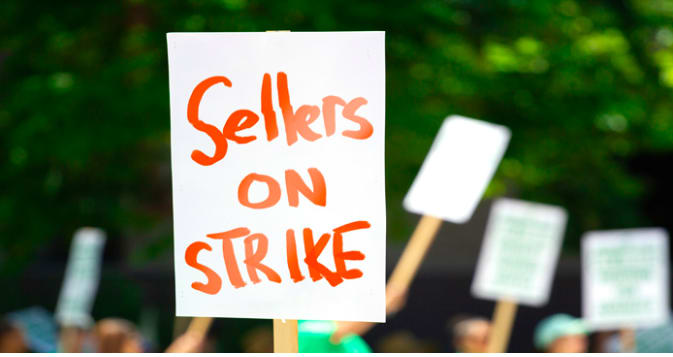 Some Homeowners Will Benefit from Other Sellers Going on a So-Called “Strike” This Spring (Are You in a Position to Take Advantage?) inception-app-prod/ZDNiZTY0MTQtMDlkOC00NWQ1LWI4Y2EtNmJjY2JmNTJlYTU4/content/2023/04/11ee8a4d3e87570f225785f38dd39fd6cef4fb36.png