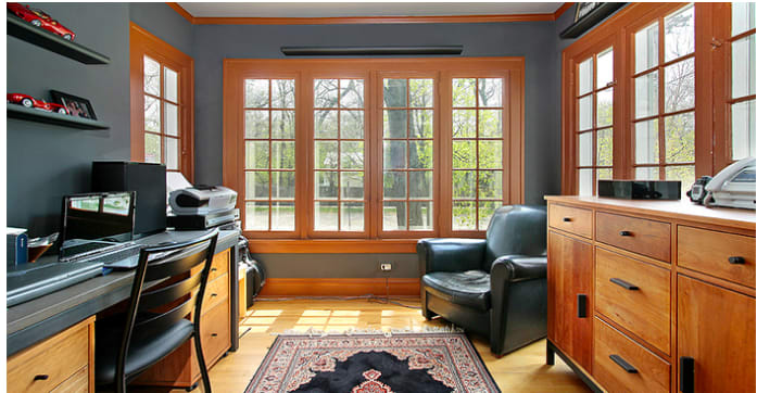 Should You Create a Dedicated Home Office Before Selling Your House? inception-app-prod/ZDNiZTY0MTQtMDlkOC00NWQ1LWI4Y2EtNmJjY2JmNTJlYTU4/content/2025/12/1a991af5d4b06d347ea83de2b315bacfb10046d4.png