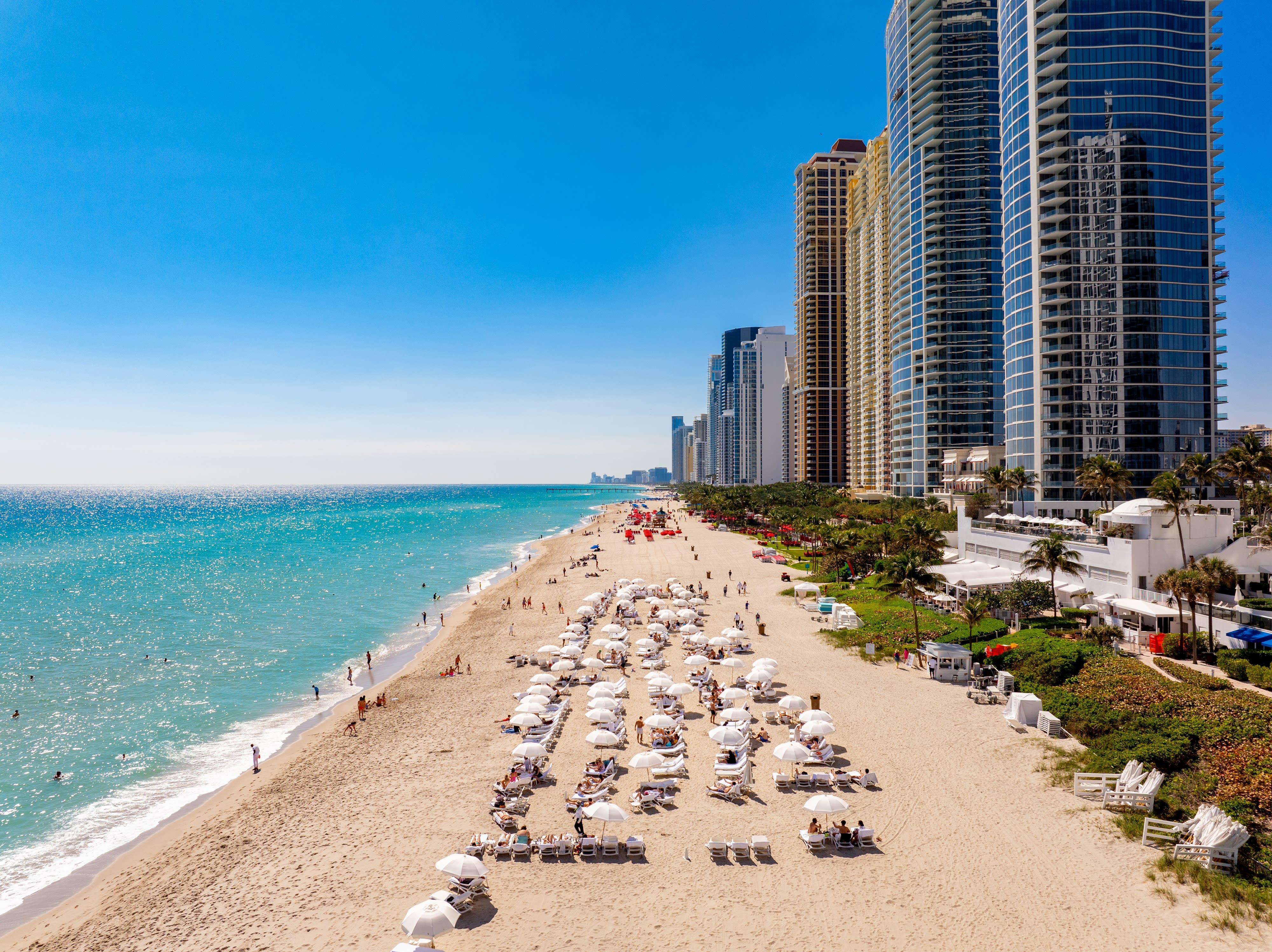 Sunny Isles inception-app-prod/ZGEzM2UxZjAtZTZmYS00MWQwLWJiZDgtZDg4ZGE3YjY1NWNm/content/2025/10/819bf4205ad72a9a886add647a8df356ad359749.jpg