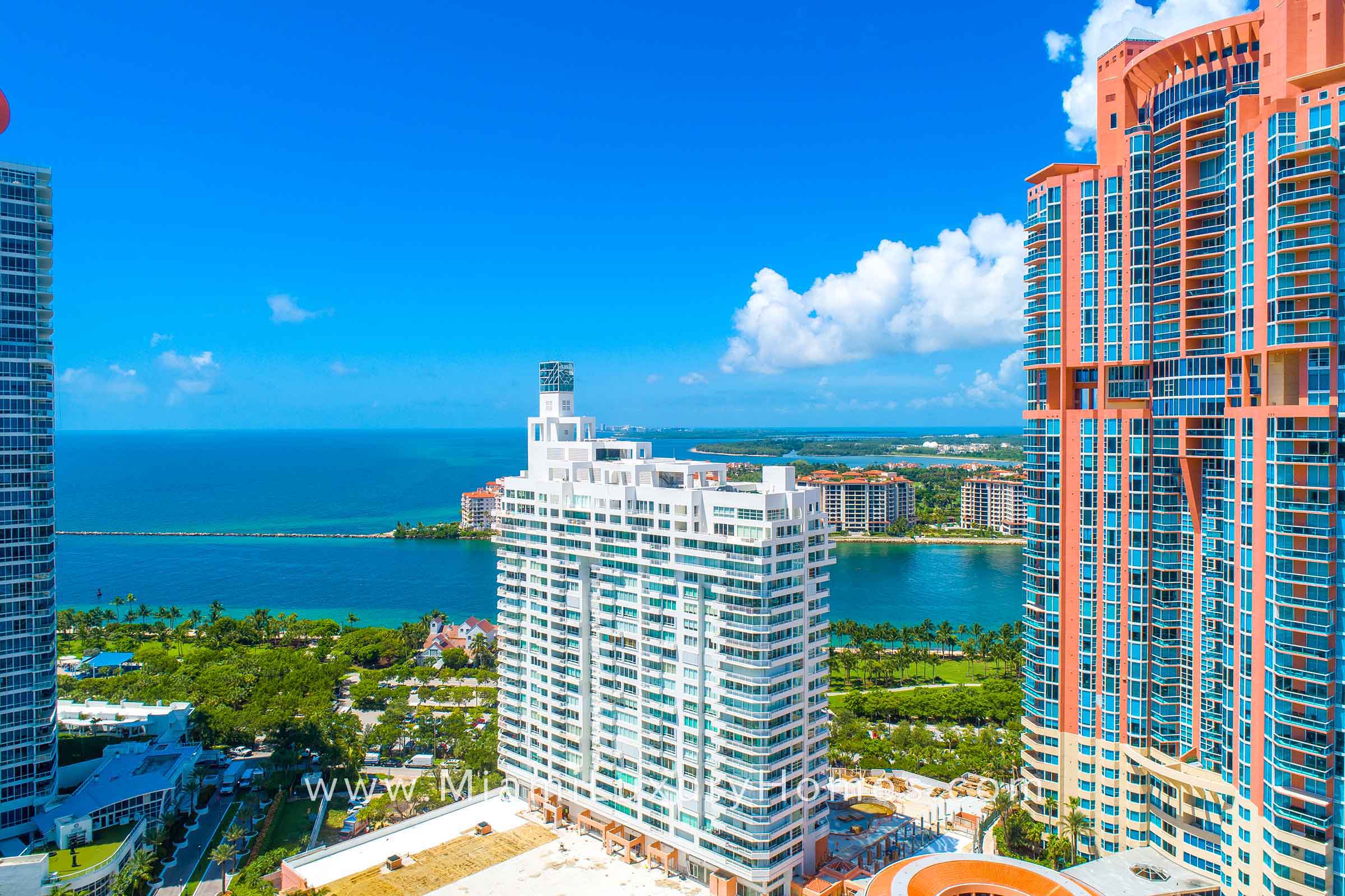 South Pointe Towers inception-app-prod/ZGEzM2UxZjAtZTZmYS00MWQwLWJiZDgtZDg4ZGE3YjY1NWNm/content/2026/02/58ff11dc47b387558ad6f5613db11eb377d04f5f.jpeg