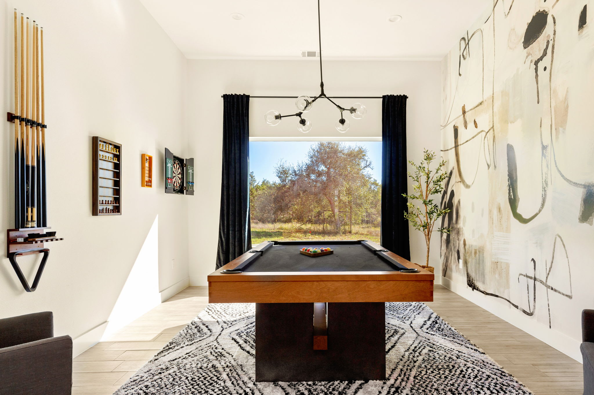Buying Your First Short-Term Rental? What to Know Before You Invest. inception-app-prod/ZGFhMzFmZWQtOGZjMi00OGYzLWJmNDEtMmU4MmM1YmZlOGFj/content/2026/02/4d7bce3cdefd66f3aa511ed3e7b96a0b5c5a469e.jpg