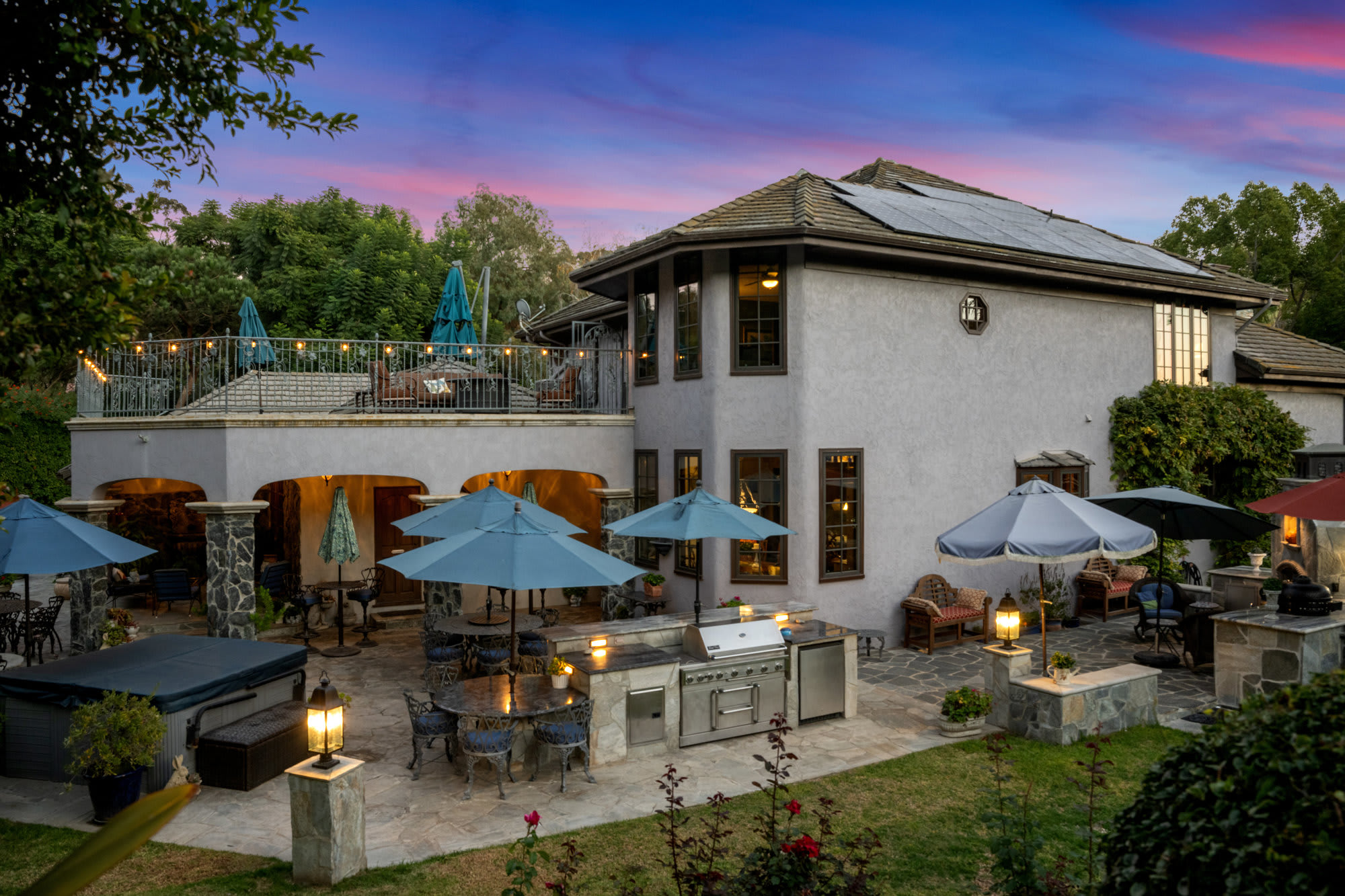 Multiple Offers in North County San Diego: Seller Strategy inception-app-prod/ZGJiNmNmYjItYjQ0NC00ZDYyLTlkMTktYWFlNDQwNDlmZDdm/content/2026/01/33571c1e7dd711287504ef34622a2b6659a24365.jpg