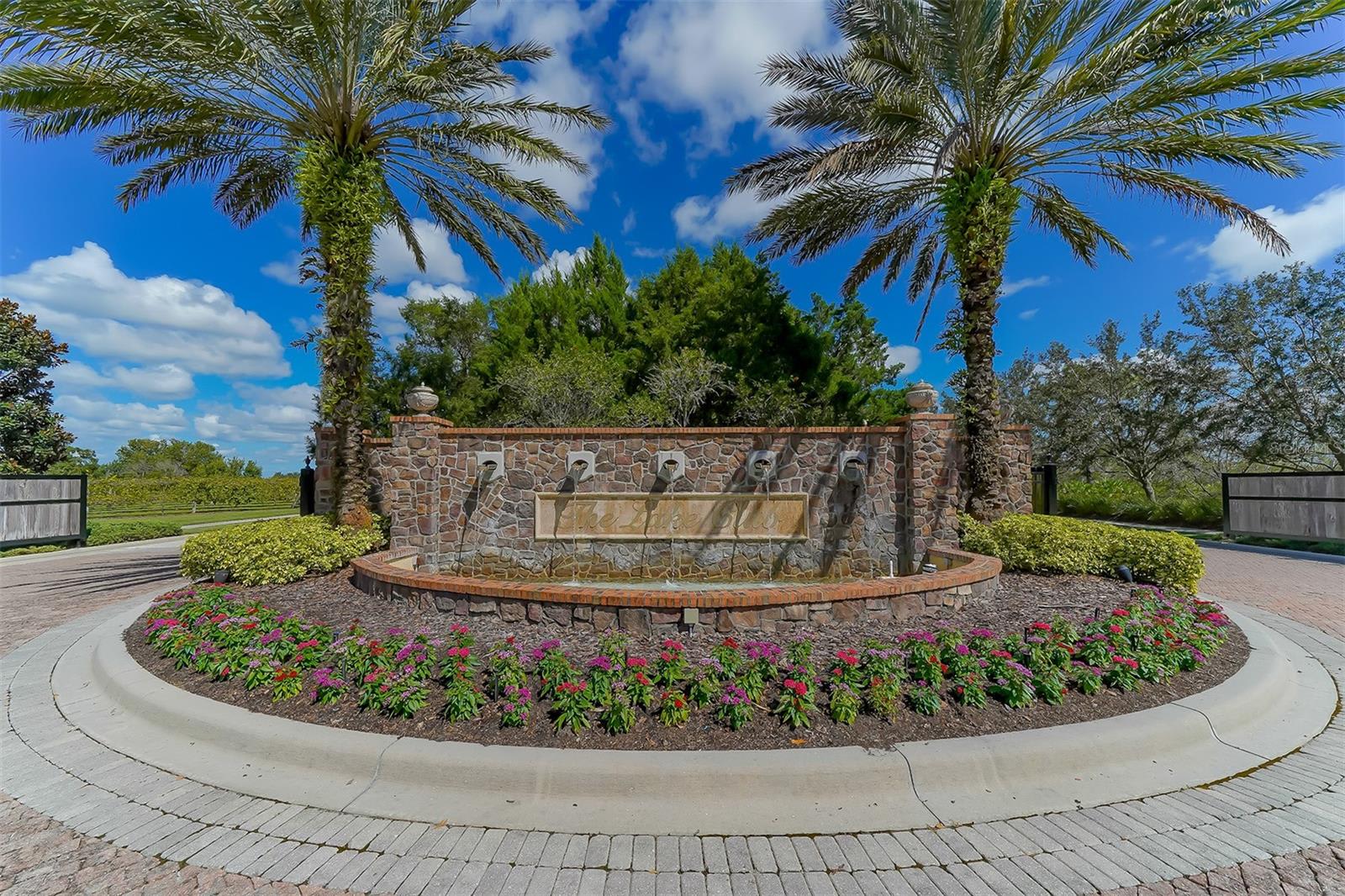The Lake Club inception-app-prod/ZGQxOWNlNTMtMzBlMS00NTk2LThiMjAtZDRkMGUzMzYyMzRm/content/2025/05/4b4896de9c787724ecf48af4fa2bdbac66d306f3.jpg