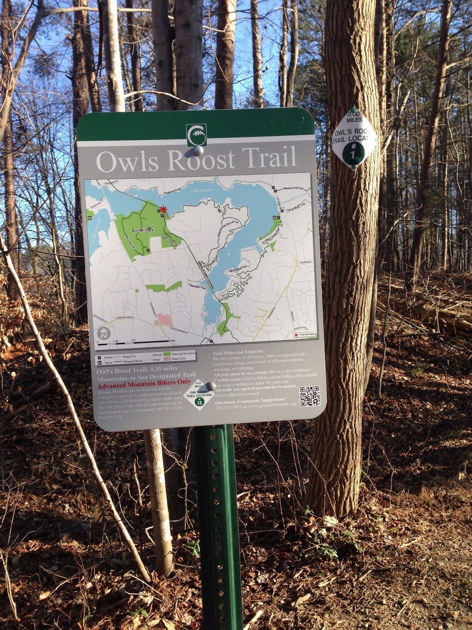 Explore Greensboro's Hiking & Biking Trails inception-app-prod/ZGU4NzRiMTUtMTFjOC00MjBjLTg4ZDEtNjllMTllZTZmZmE2/content/2019/07/Hiking in GSO-9.jpg