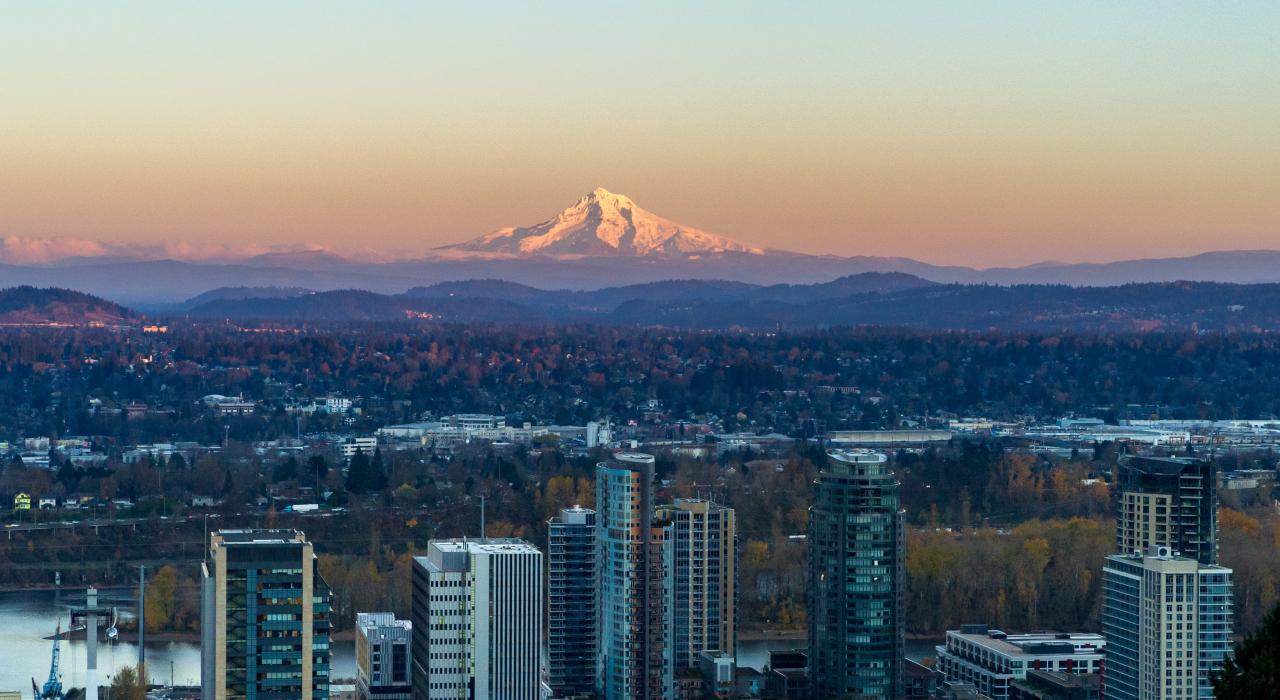 Your Portland Realtor inception-app-prod/ZGY0YTljNjYtYjY4NC00ODdiLThhM2MtYTMyNDM0NWVjMWVj/content/2024/10/6381f5e09d04f6a1e97442a91a96b5cb71e1c882.jpeg