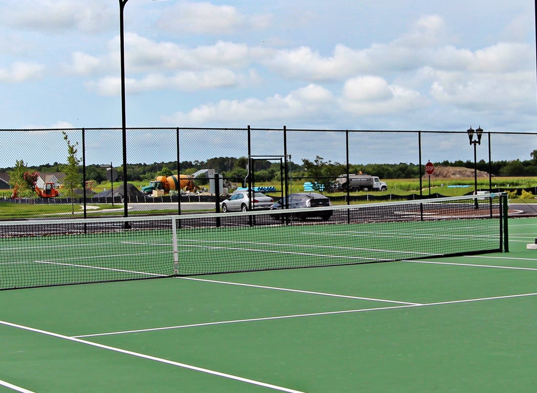 inception-app-prod/ZGY1ZGViMmUtYzBhZi00YWVjLTlkZDEtY2Q1NDUzZjBmNzJl/content/2016/11/Bishop%27s Landing tennis2.jpg