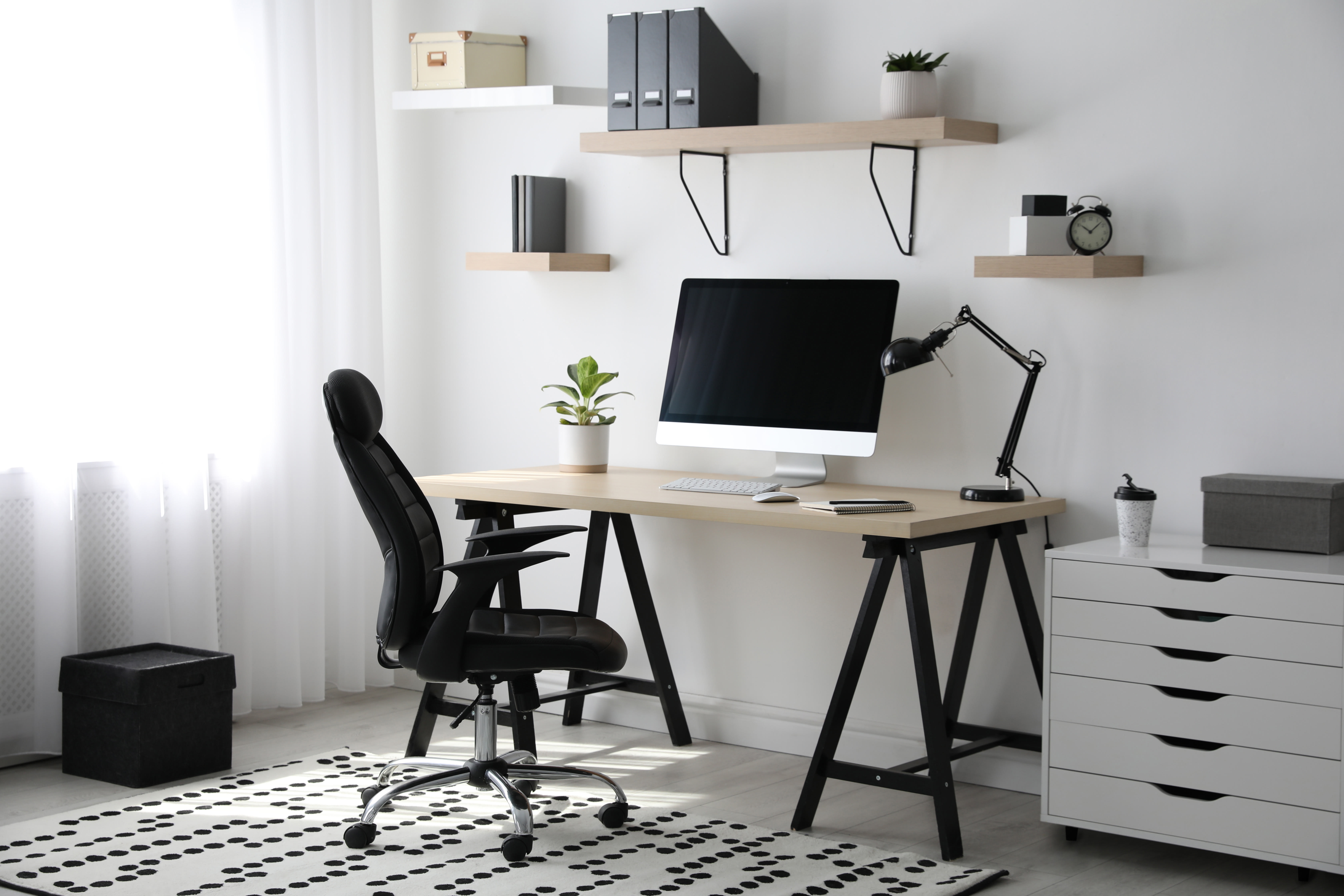 Crafting Your Ideal Home Office Haven for Productivity inception-app-prod/ZTE2Yjk4NmUtNWVmMi00MmIxLTllNjQtMjhlYmM1NjY5NjRl/content/2024/05/3b834e302afd6a402f33b85d24ae844ea3441838.jpg