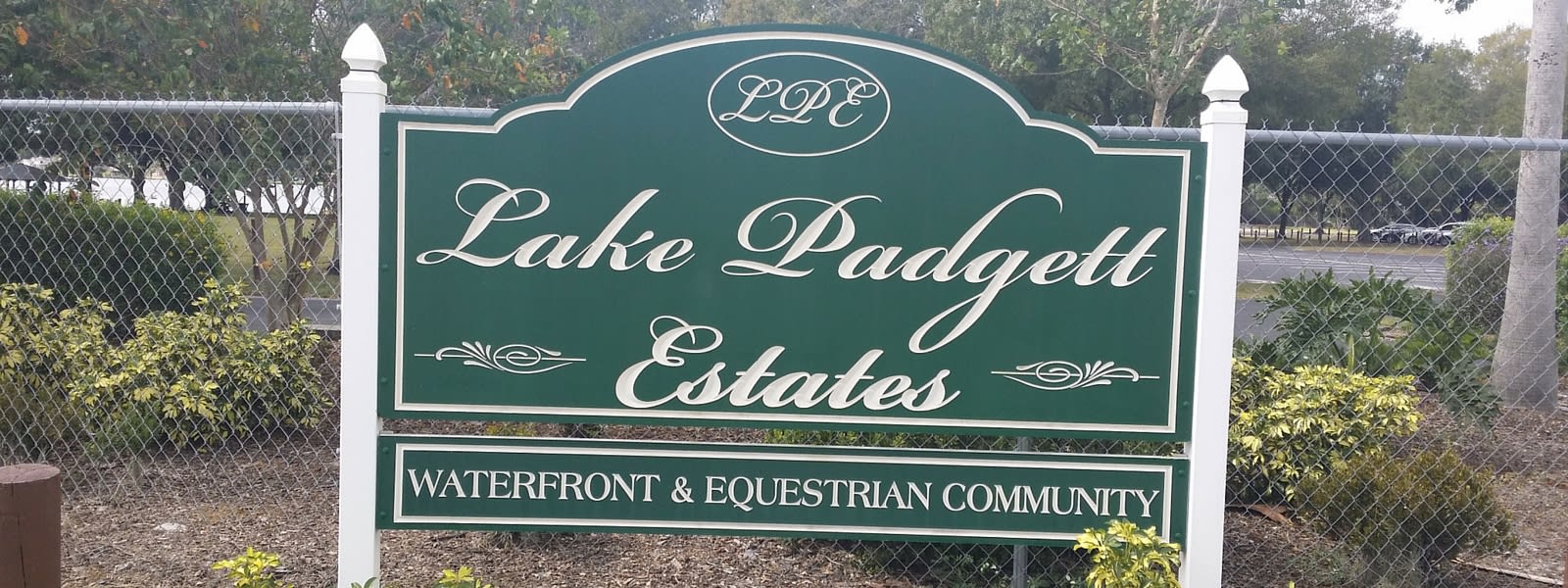 Lake Padgett Estates inception-app-prod/ZTM3NzMxYzAtYjU2ZC00NDU5LTgyMTMtZmRiYzVmMDg3MGE3/content/2015/12/Lake Padgett Sign 1.jpg