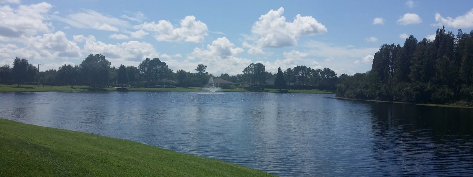 VillaRosa inception-app-prod/ZTM3NzMxYzAtYjU2ZC00NDU5LTgyMTMtZmRiYzVmMDg3MGE3/content/2015/12/villarosa fountain1-3.jpg