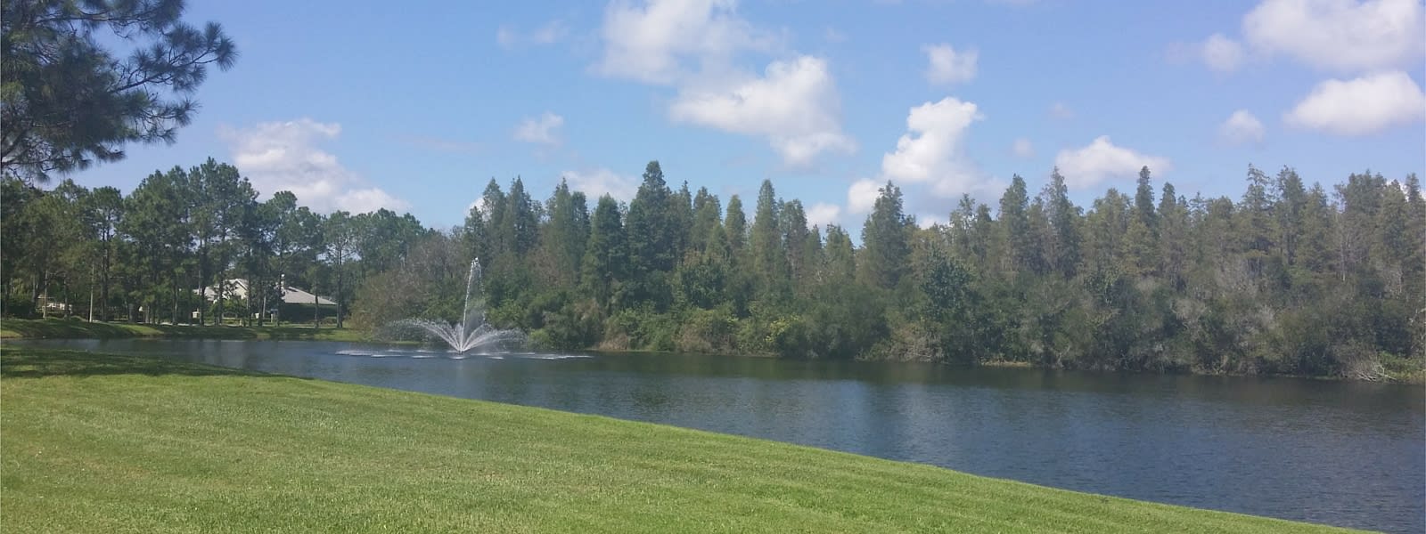 VillaRosa inception-app-prod/ZTM3NzMxYzAtYjU2ZC00NDU5LTgyMTMtZmRiYzVmMDg3MGE3/content/2015/12/villarosa fountain2-2.jpg