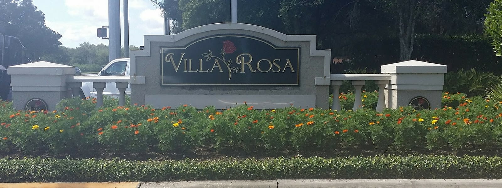 VillaRosa inception-app-prod/ZTM3NzMxYzAtYjU2ZC00NDU5LTgyMTMtZmRiYzVmMDg3MGE3/content/2015/12/villarosa sign1-2.jpg