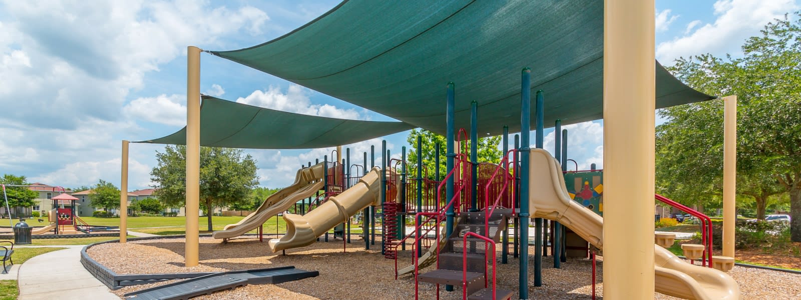 inception-app-prod/ZTM3NzMxYzAtYjU2ZC00NDU5LTgyMTMtZmRiYzVmMDg3MGE3/content/2016/05/Ballantrae Playground wide.jpg