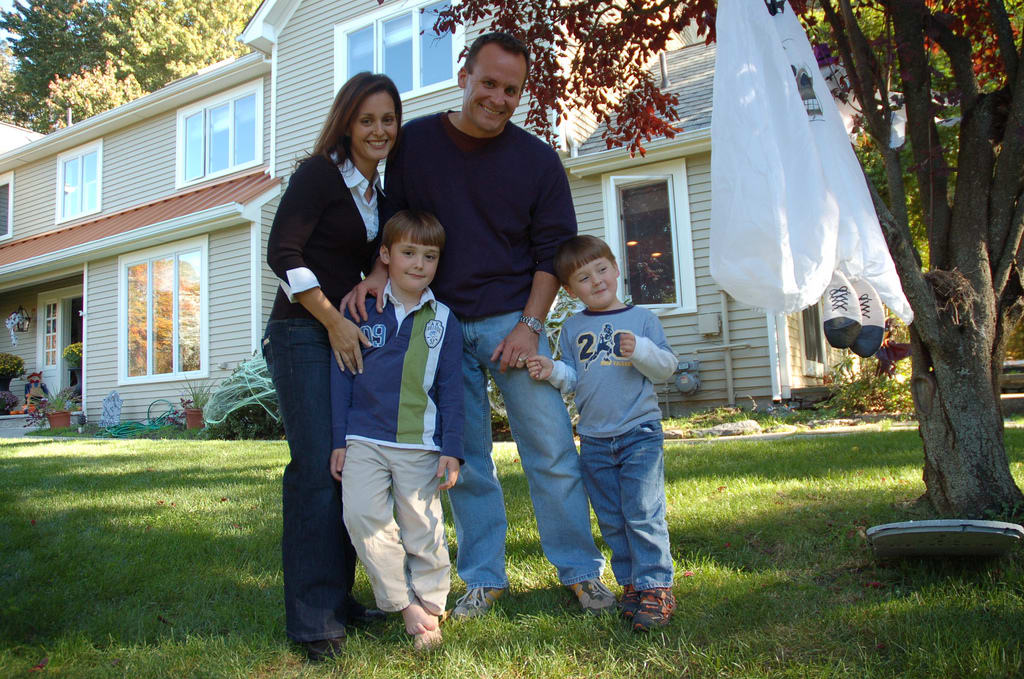 inception-app-prod/ZTM3NzMxYzAtYjU2ZC00NDU5LTgyMTMtZmRiYzVmMDg3MGE3/content/2017/06/family home.jpg