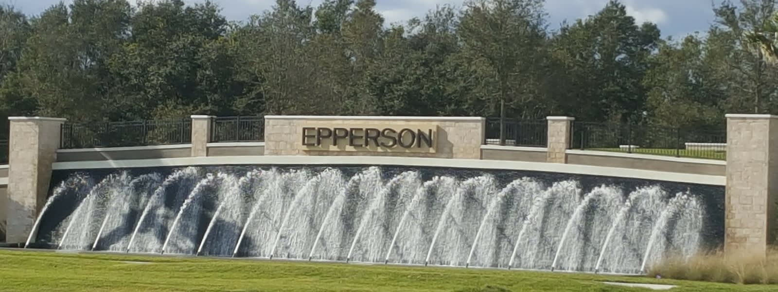 inception-app-prod/ZTM3NzMxYzAtYjU2ZC00NDU5LTgyMTMtZmRiYzVmMDg3MGE3/content/2017/12/Epperson Sign wide 1.jpg