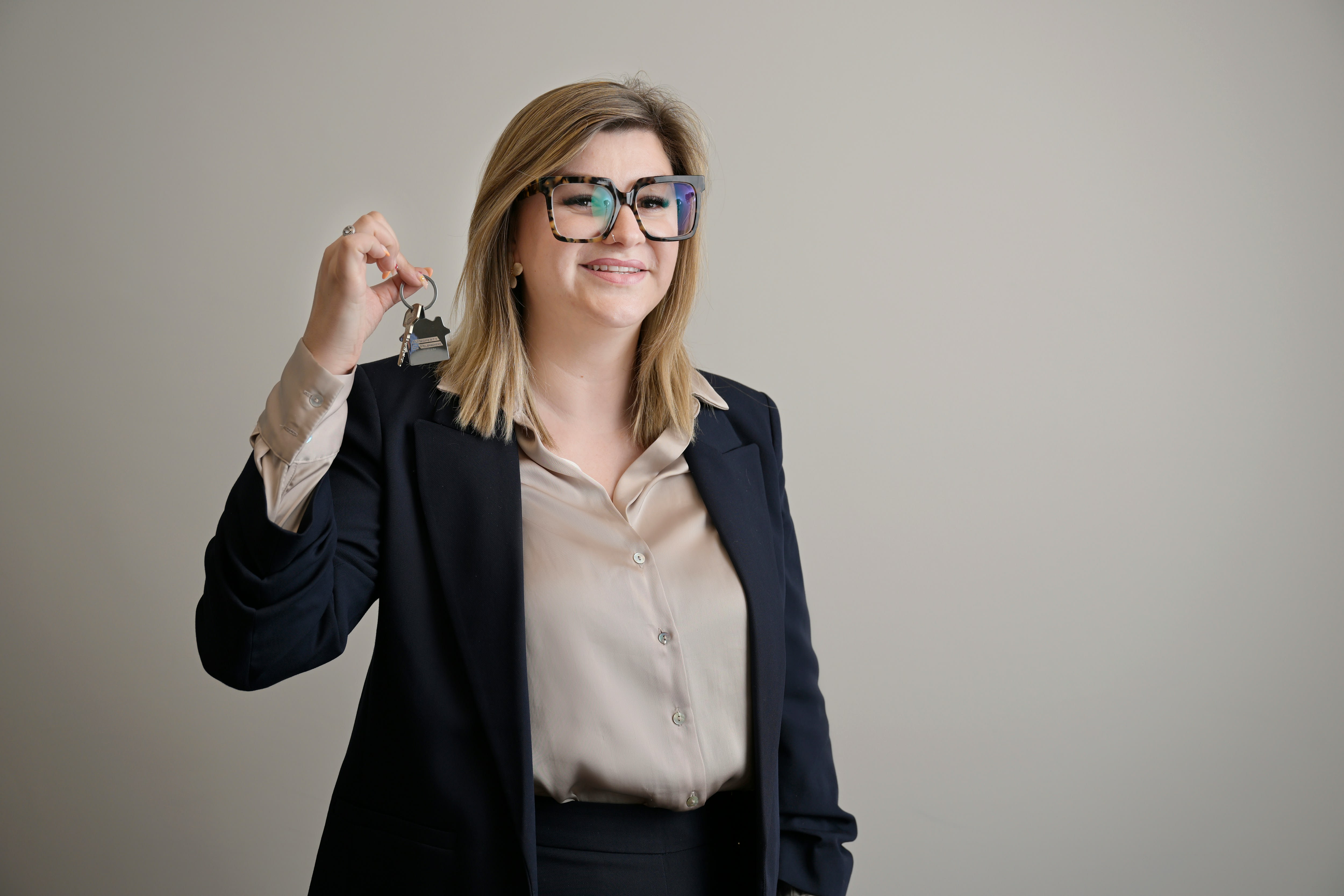 8 Steps to Buying Your First Home in Grand Forks, ND inception-app-prod/ZTVlYWEyODEtYzI4OS00NjczLTg0YTAtOWRiYTdhOTA3MDkw/content/2026/09/9583a4a7837c57b5f21b57c99b1c1203f52dbf87.jpg