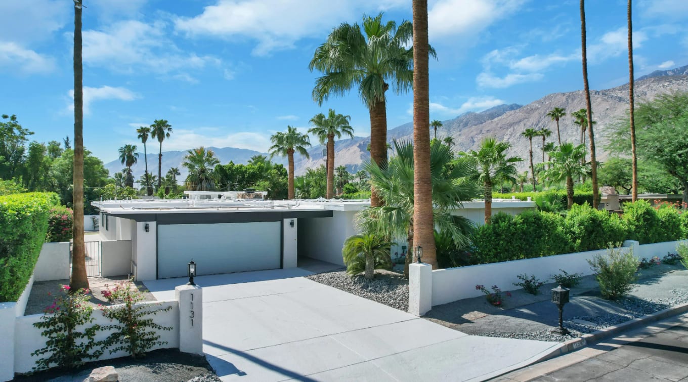 Movie Colony East inception-app-prod/ZTgwNDAzZDUtNjhhZS00MzQ2LTk5N2YtYjViNGE3ODBkODcz/content/2024/12/4ca02155635e881dda6a13422a6137917b710ba0.png