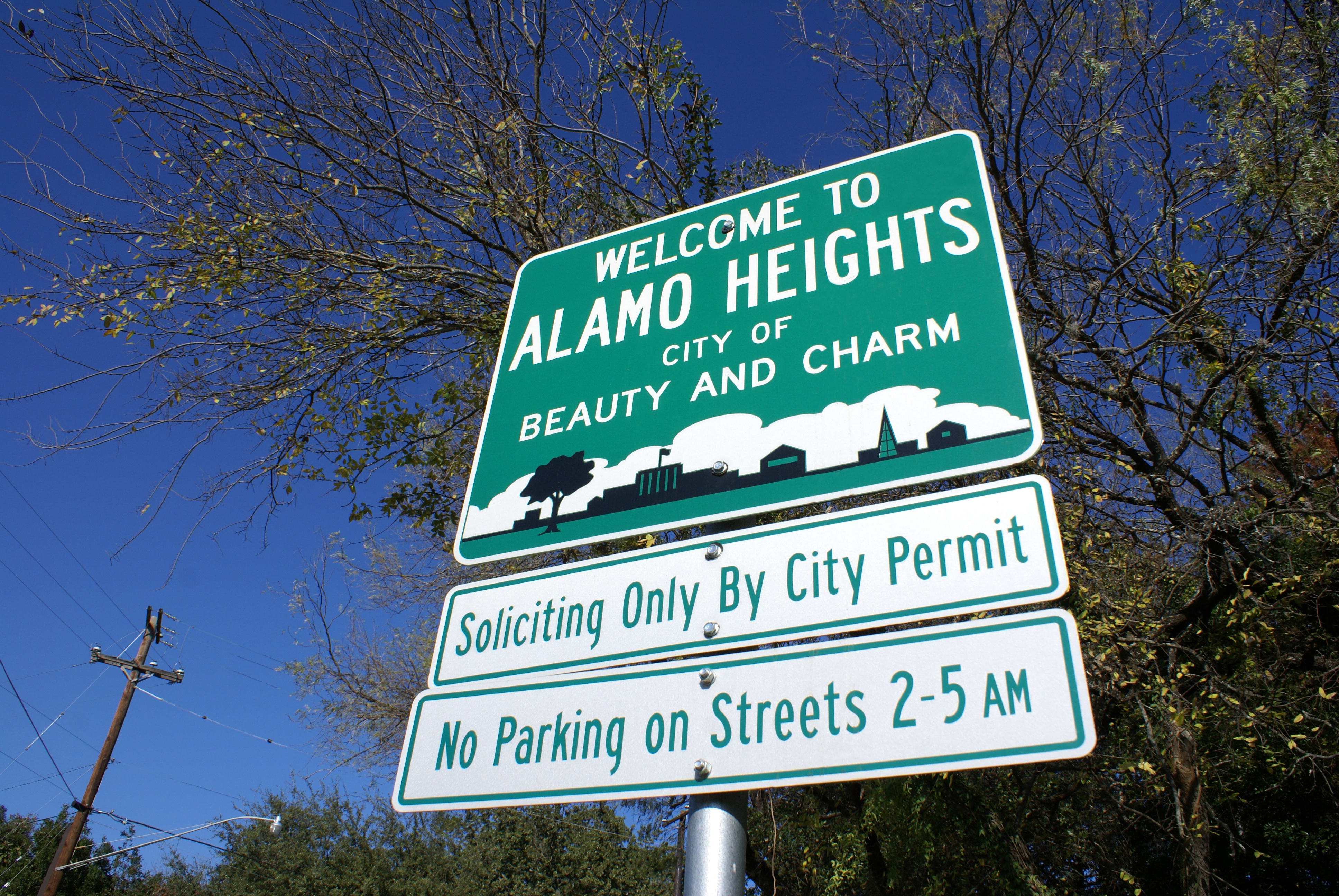 Alamo Heights inception-app-prod/ZTgwNGY3YTItMDU2NS00YzlkLThlOGEtZjcxNTI5YTkzODFj%2Fcontent%2F2018%2F10%2FAlamo_Heights_Sign.jpg