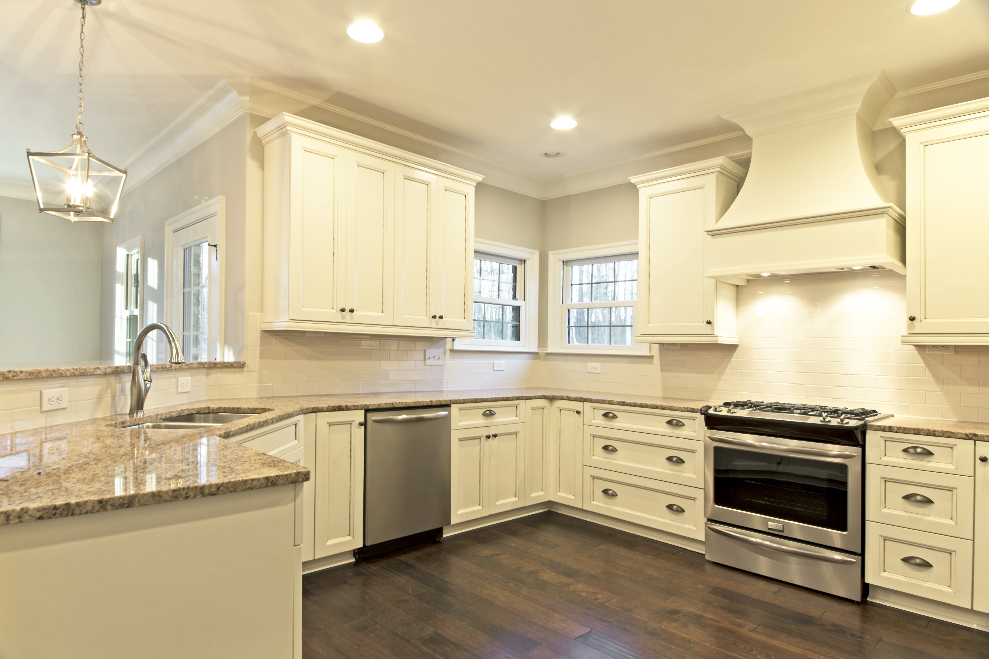 Summit Lakes - Browns Summit inception-app-prod/ZTgwNmI4ZWEtMDM0Yi00N2VmLWJkNGUtYmI2OWE4YTZmZWNj/content/2019/08/good-kitchen-2.jpg