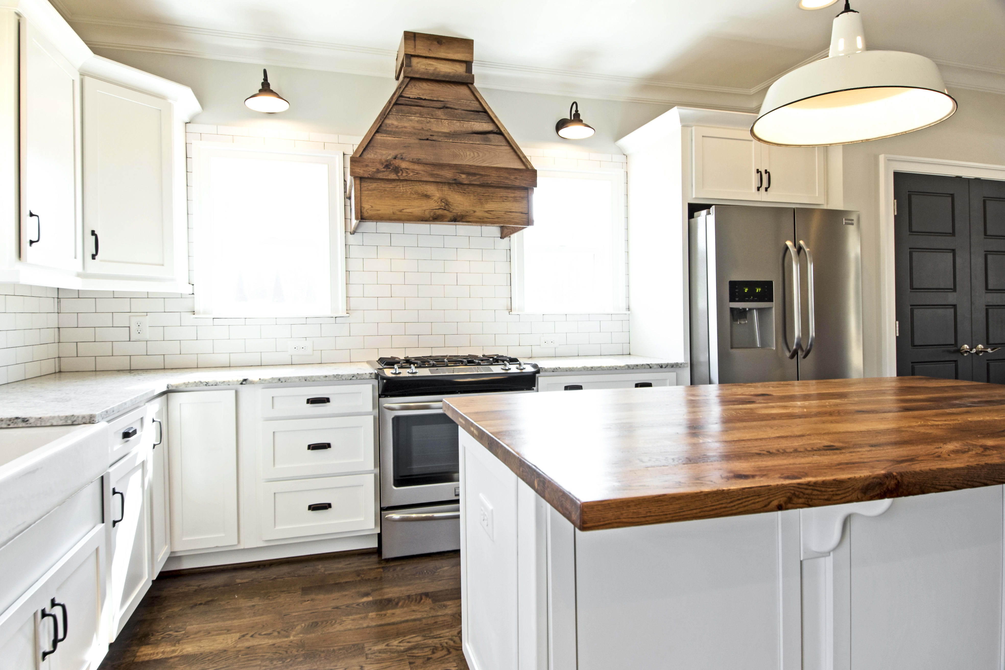 Summit Lakes - Browns Summit inception-app-prod/ZTgwNmI4ZWEtMDM0Yi00N2VmLWJkNGUtYmI2OWE4YTZmZWNj/content/2019/08/kitchen-4.jpg