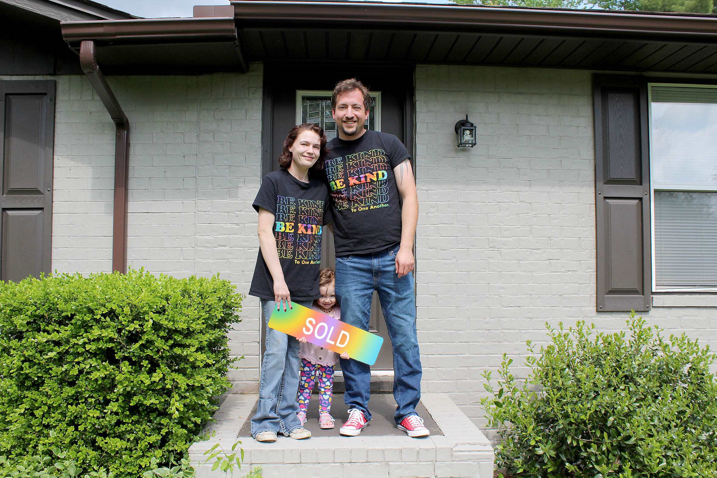 We love working with first time home buyers! inception-app-prod/ZTgxNmUzOTgtYmY4MC00NmFiLTlmZTQtMzRkZTIyYTM3OGVh/content/2021/05/WarthenSOLD.jpg