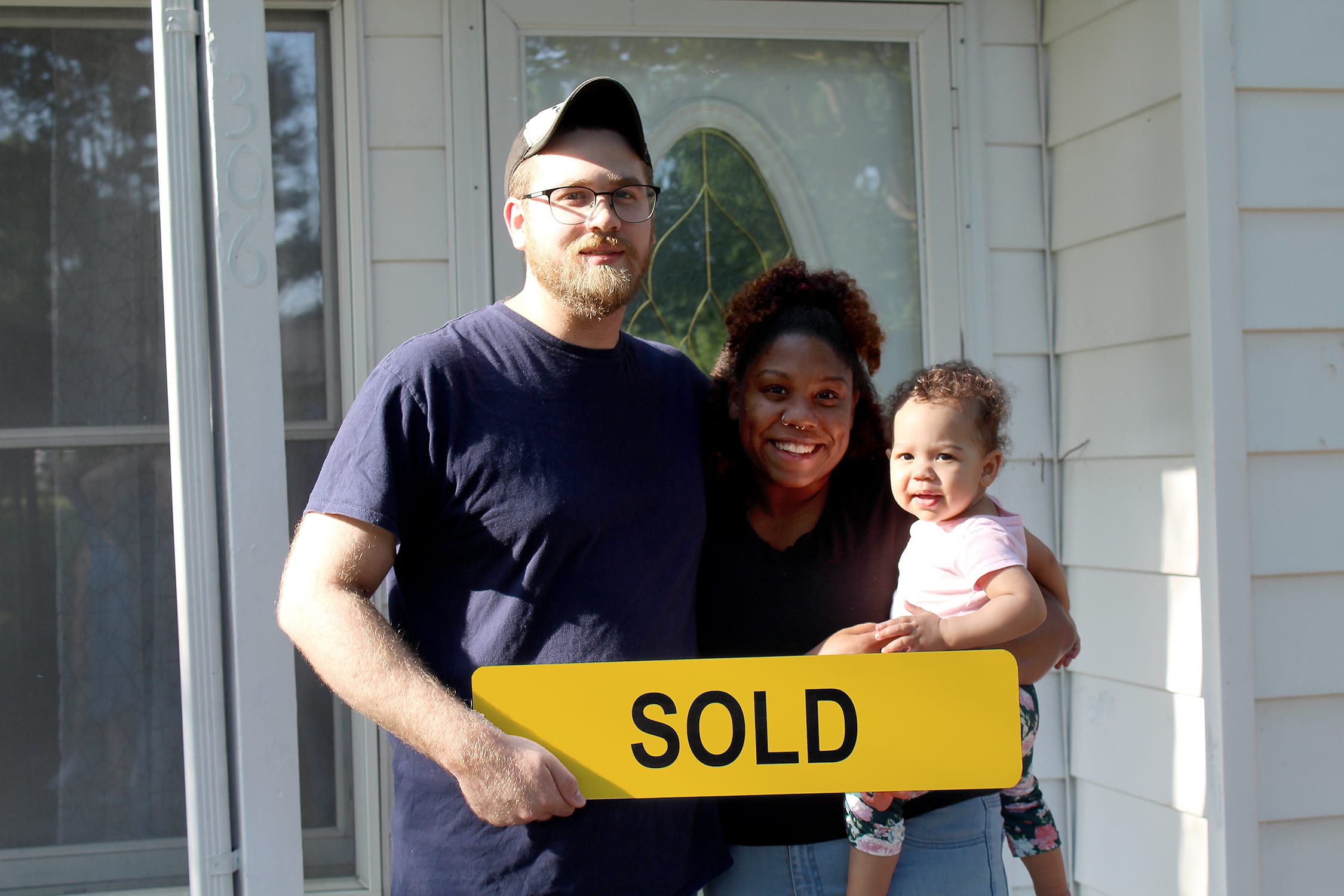 Happy Buyers / New Friends inception-app-prod/ZTgxNmUzOTgtYmY4MC00NmFiLTlmZTQtMzRkZTIyYTM3OGVh/content/2023/05/811e89e50ded37ec8189f0d0eca3db46a4904854.jpg