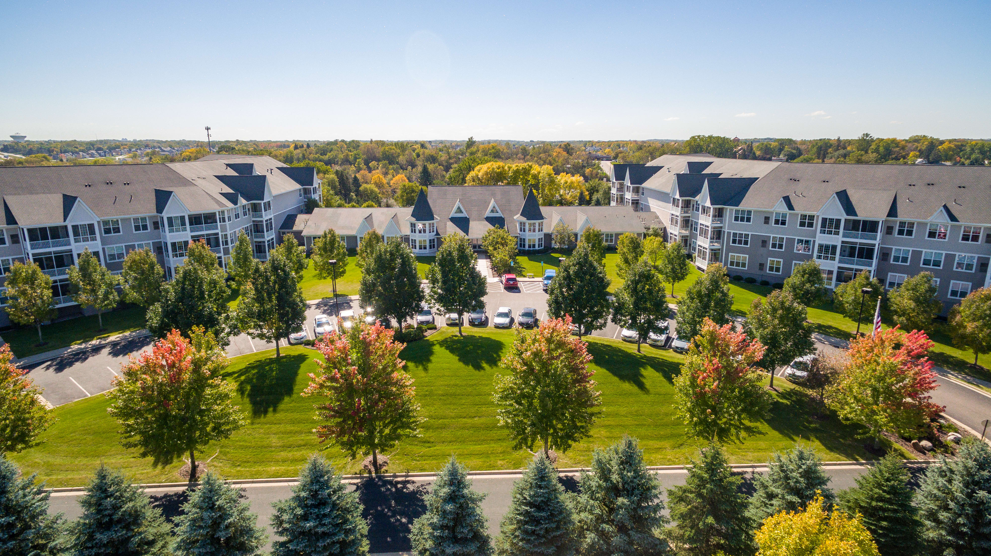 JUST LISTED - 100 Clydesdale Trail, #312 Medina, MN 55340 inception-app-prod/ZTk5YTA3ODItNmY2OS00NGZiLTg0MjEtMDc2Y2M3NjU5ODM3%2Fcontent%2F2018%2F09%2FMedina Ridge 100 Clydesdale Trail -552.jpg