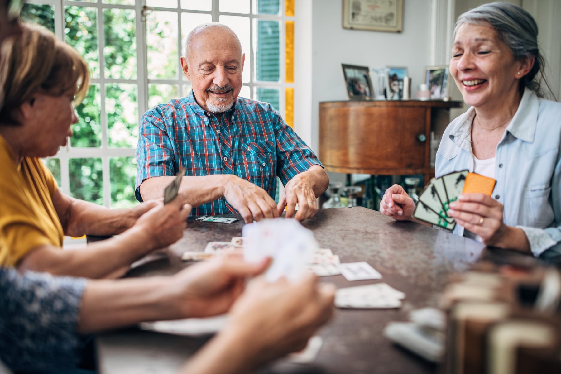 How to Make Downsizing Feel Like a Fresh Start — Not a Step Back inception-app-prod/ZWY0MGFjYjktYTc4Zi00MDQzLWJiN2QtMDE2MTY3ZTJjOTNi/content/2025/11/854e6547a3ced9c058646705a3e75f6ce3712b36.png