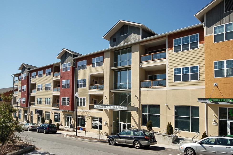 inception-app-prod/ZjMxNjk0ZDktNGQyMy00M2VkLTg2NGQtNWZiYmNmN2E0MWQx/content/2018/04/LEXINGTON-STATION-050938-2.jpg