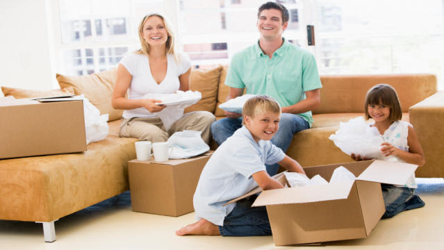 Moving Into Your New Home: Avoid These 10 Mistakes inception-app-prod/ZjMxNjk0ZDktNGQyMy00M2VkLTg2NGQtNWZiYmNmN2E0MWQx/content/2018/04/Movers_San_francisco_ca_1-200945.jpg