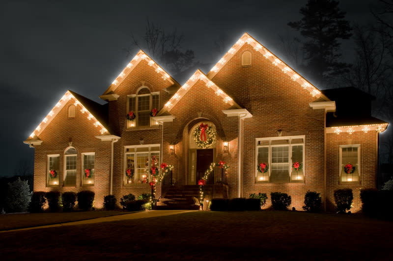inception-app-prod/ZjMxNjk0ZDktNGQyMy00M2VkLTg2NGQtNWZiYmNmN2E0MWQx/content/2018/04/Outdoor-Lighting-Perspectives-of-Kansas-City-Holiday-Outdoor-Lighting-284015.jpg